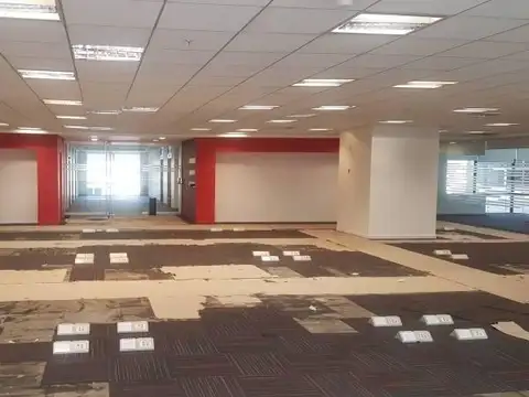 Oficina en Alquiler en Centro, USD 17.000