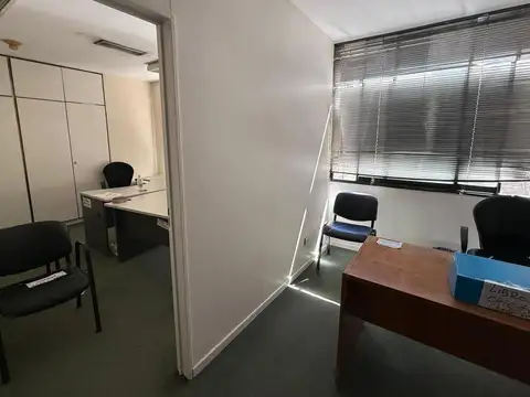 Oficina en Alquiler 50 años