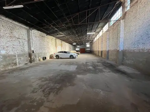 Se vende Galpón ideal p/uso comercial-Lavalle 643