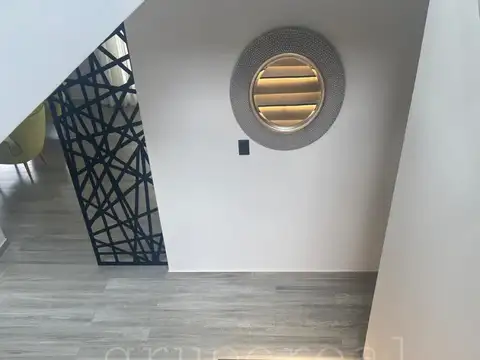 EL REBENQUE - Excelente propiedad 4 dormitorios + escritorio . Gran quincho