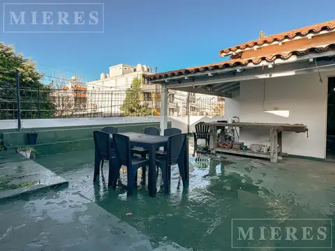 Local en S.Isi.-Vias/Rolon