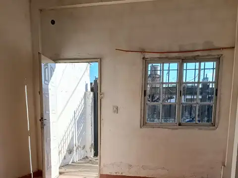 Departamento en Alquiler en Rafael Castillo, $ 350.000
