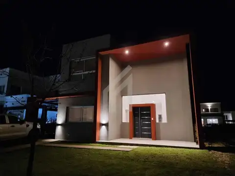 Casa en Alquiler en Puertos - Araucarias, USD 1.600