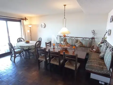 Departamento 4 ambientes con 3 baños