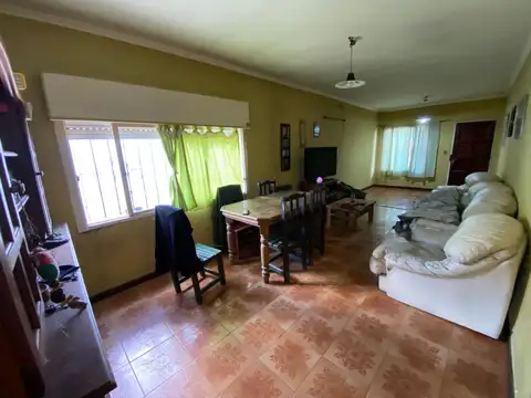 Casa en Venta en Zarate, USD 157.000