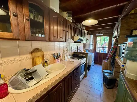 Casa 4 ambientes con 1 baño