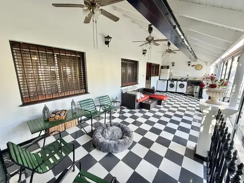 Casa en Venta en Olivos Uzal / Panamericana, USD 635.000