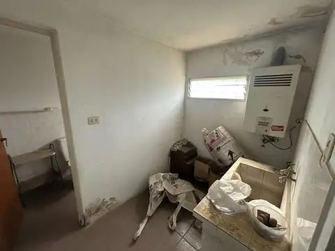 CASA A REFACCIONAR EN VENTA EN GENERAL RODRIGUEZ