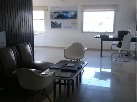 Oficina en Venta 15 años