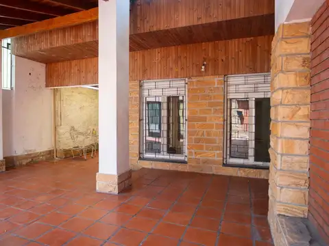 Depto Tipo Casa en Venta 40 años