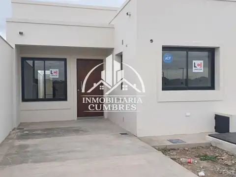 Casa 3 ambientes con 1 baño