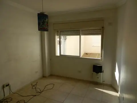 Departamento en Venta en Villa del Parque, USD 55.000