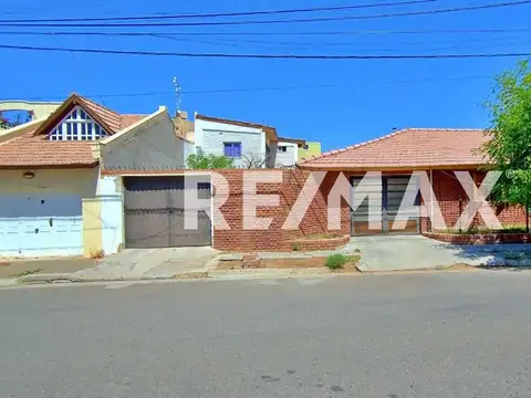 Casa en Venta en Neuquen, USD 247.000