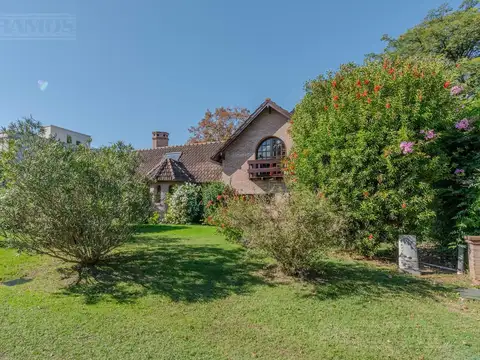 Casa en El Estribo, Pilar
