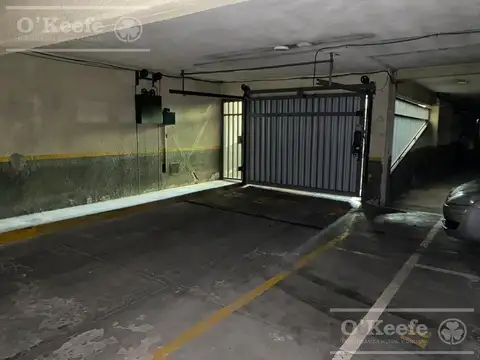 Venta- Oportunidad- Cochera cubierta fija- Quilmes Centro
