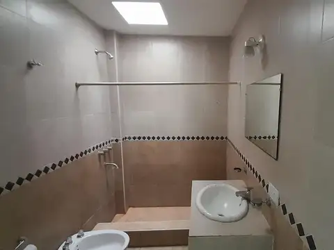 Depto Tipo Casa en Alquiler de 1 dormitorio