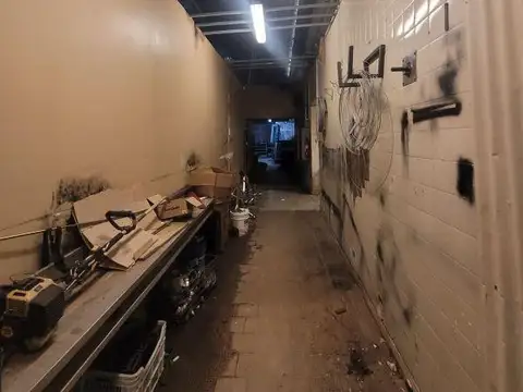 Galpon en Venta 22  mts Frente