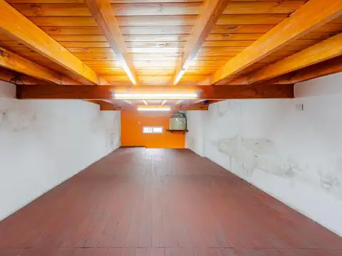 VENTA LOCAL TURDERA sobre Avenida y Cerca Estación