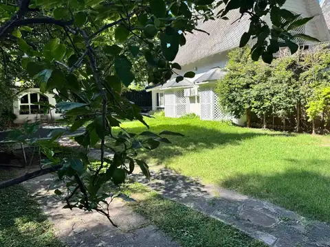 CASA VENTA 7 AMB ACASSUSO SAN ISIDRO