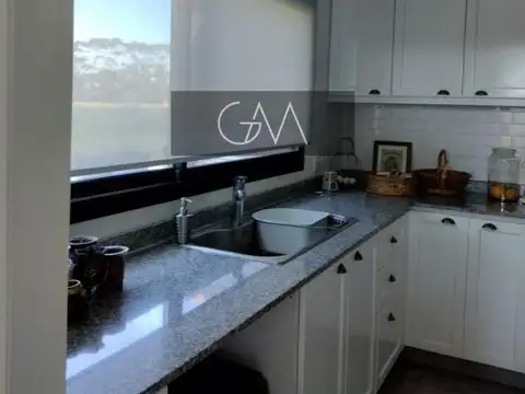 Jorge Newbery 5005, Mar Del Plata, Buenos Aires, Argentina.