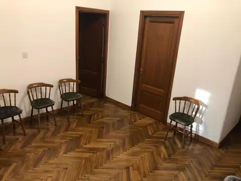 MAGNIFICO LOCAL EN EXCELENTE UBICACION.