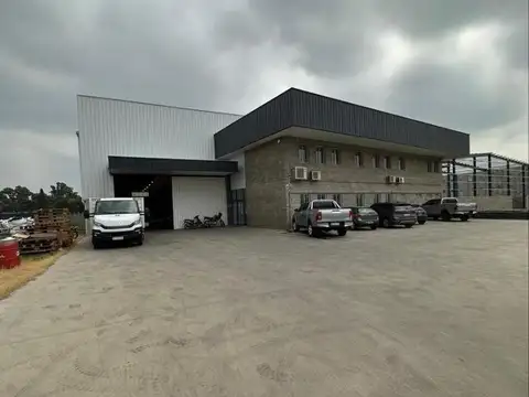 VENTA NAVE EN PARQUE INDUSTRIAL DENTRO DE ROSARIO