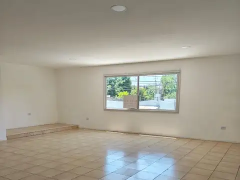 Oficina en Alquiler en Ingeniero Maschwitz, $ 1.200.000