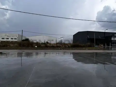 Terreno en Venta 40  mts Fondo