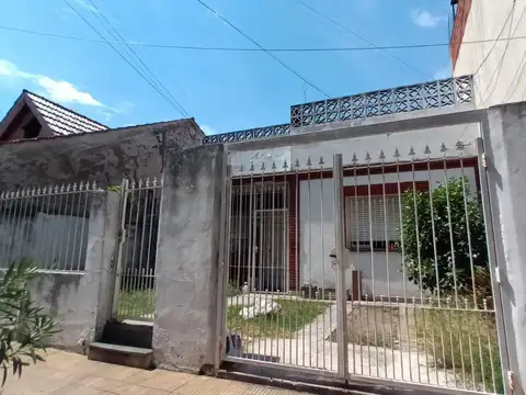 PH en Tablada, patio y terraza, 4 ambientes, Apto crédito, posibilidad de ampliación, oportunidad