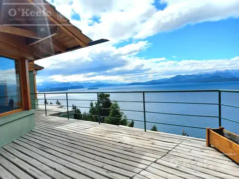 Casa 8 ambientes con 5 baños