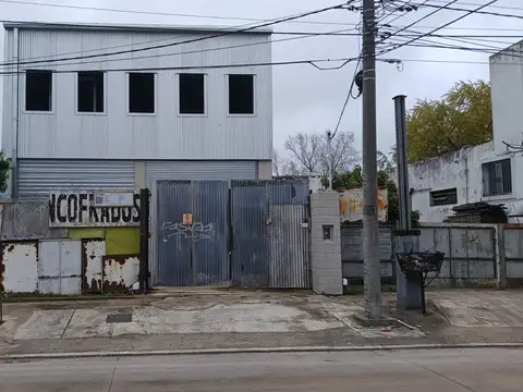 Deposito a estrenar en Ruta 202 casi Panamericana