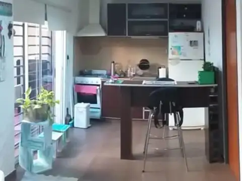 Depto Tipo Casa en Venta de 3 ambientes