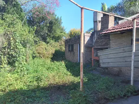 Casa 5 ambientes con 1 baño