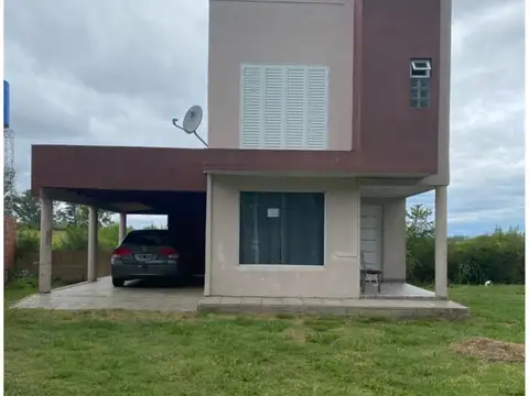 Casa 2 dormitorios, Ruta 135, Colón.