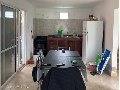 Casa 3 ambientes con 2 baños