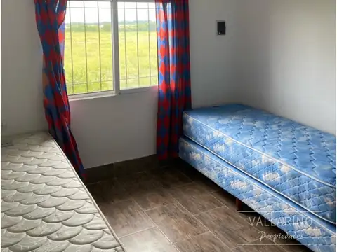 Casa 2 dormitorios, Ruta 135, Colón.