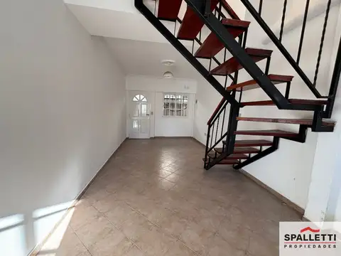 Depto Tipo Casa en Venta de 2 dormitorios