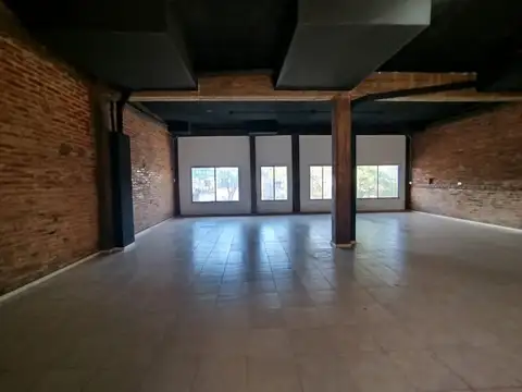 ALQUILER SALON - ESPACIO IDEAL PARA EMPRENDIMIENTO