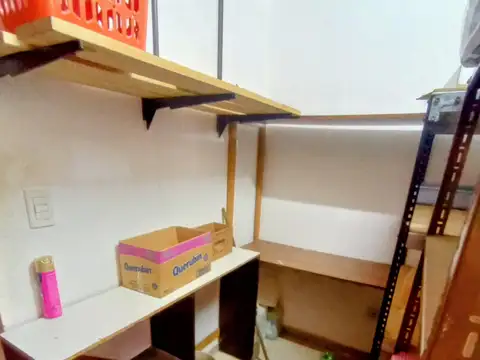 Local en Alquiler Via Púb.