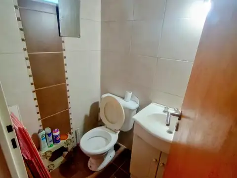 Local en Alquiler en Villa Dominico, $ 450.000