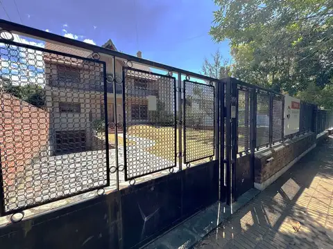 Casa en Venta en Adrogue, USD 270.000