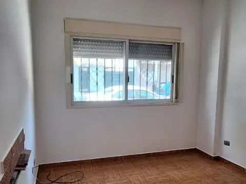 MONTE CASTRO.SAN BLAS 5200 PH 3 AMB.AL FTE.EN PLANTA BAJA AMPLIOS AMBIENTES MUY LUMINOSO!