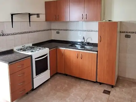 Depto Tipo Casa en Alquiler de 2 dormitorios