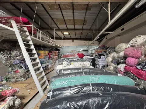 Galpon en Venta 10  mts Frente