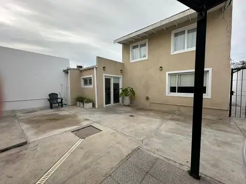 Ph 3 ambientes con patio y depto 2 ambientes