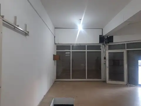 Local en Venta 30 años