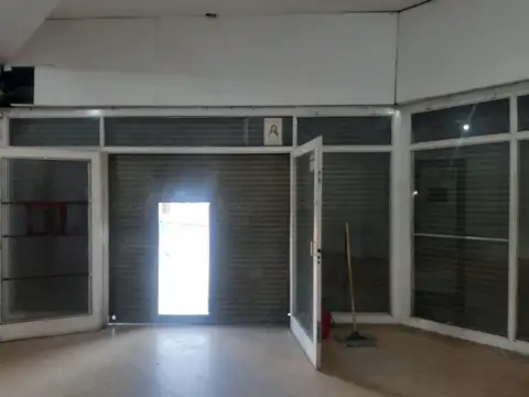 Local en Venta 30 años