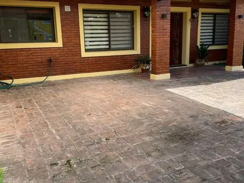 Exclusivo Chalet en Country Boca Ratón amueblada