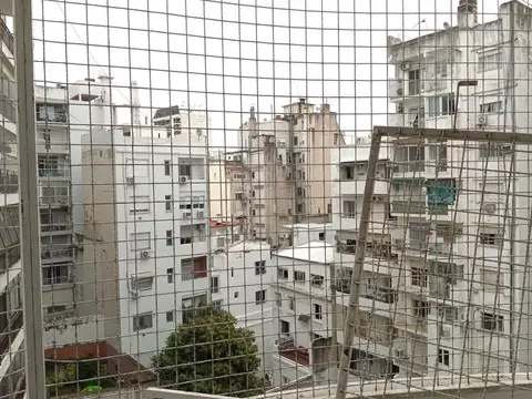 Azcuenaga 1475 , Piso 6