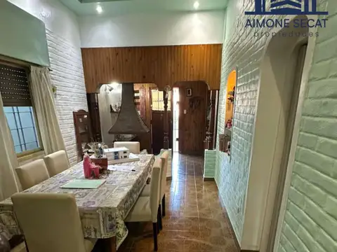 Casa 4 ambientes en venta. Villa Ballester